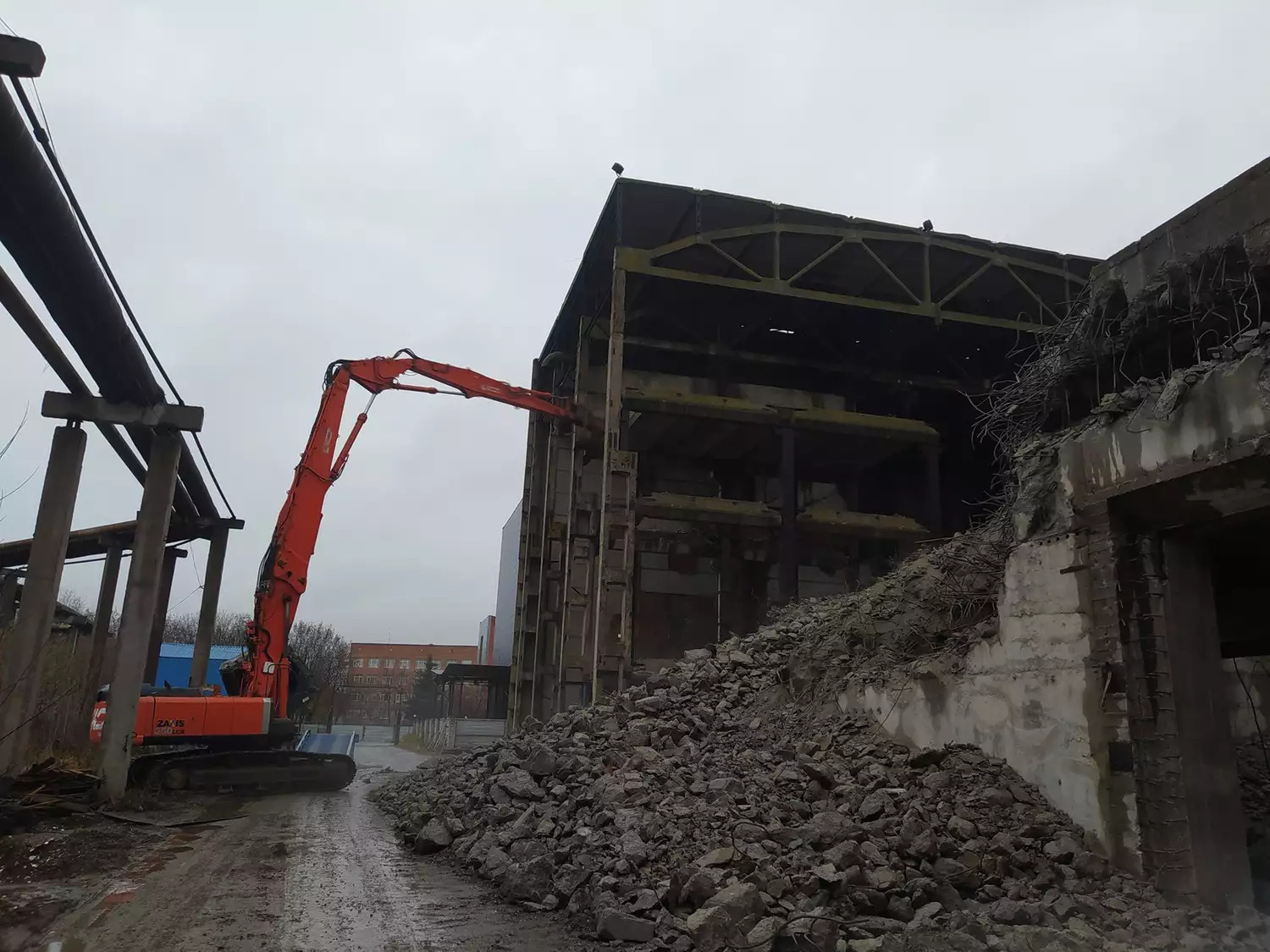 <span style="font-weight: bold;">Демонтаж зданий</span>